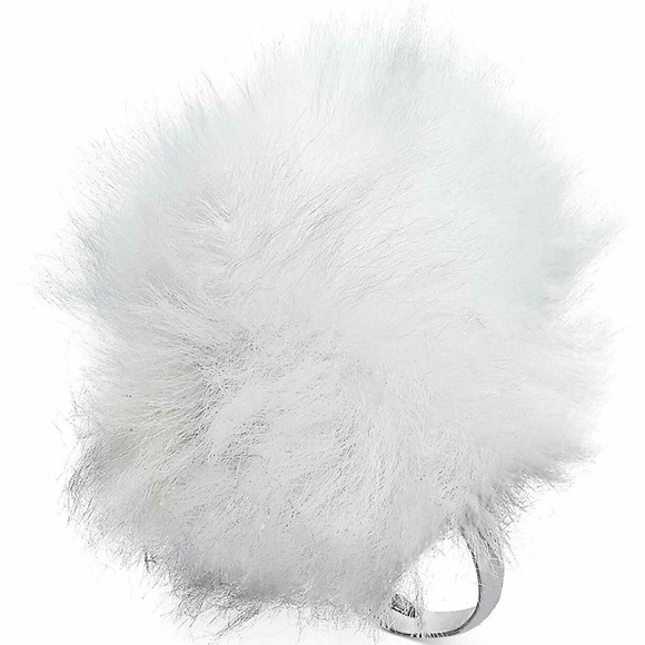 Whimsical Shop Faux-Fur Pom Pom Ring (White) - Picture 1 of 1